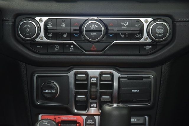 2025 Jeep Wrangler Rubicon - 22938943 - 33