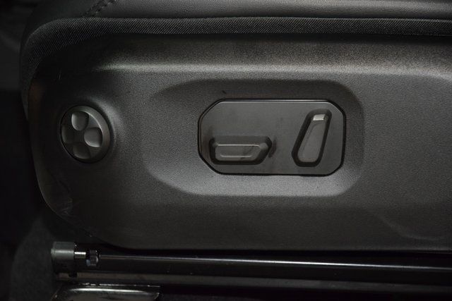 2025 Jeep Wrangler Rubicon - 22938943 - 43