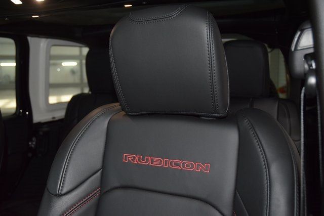 2025 Jeep Wrangler Rubicon - 22938943 - 44