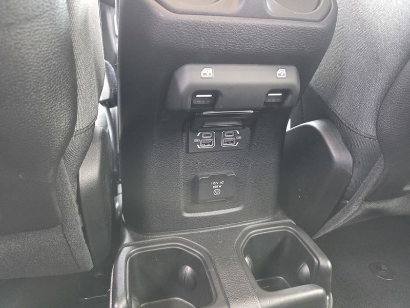 2025 Jeep Wrangler Rubicon - 22990403 - 9