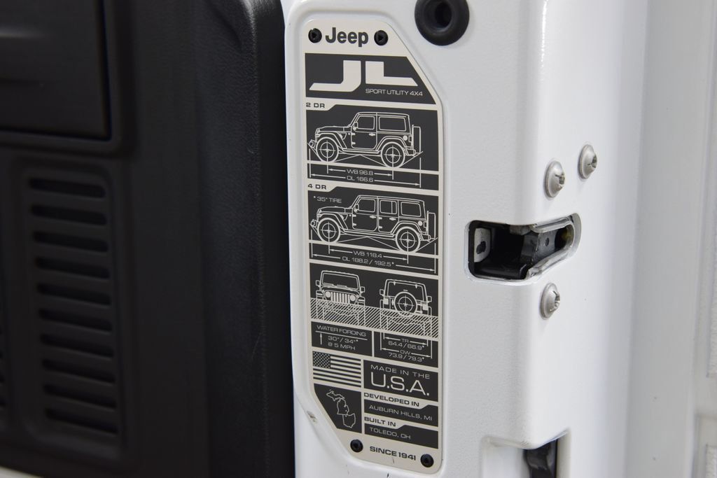 2025 Jeep Wrangler Rubicon - 22990403 - 23