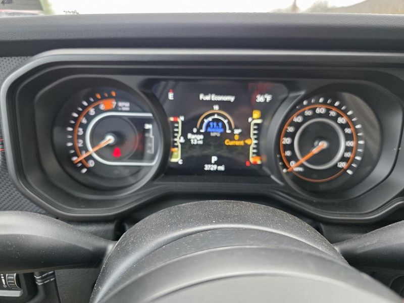 2025 Jeep Wrangler Rubicon - 22990403 - 23