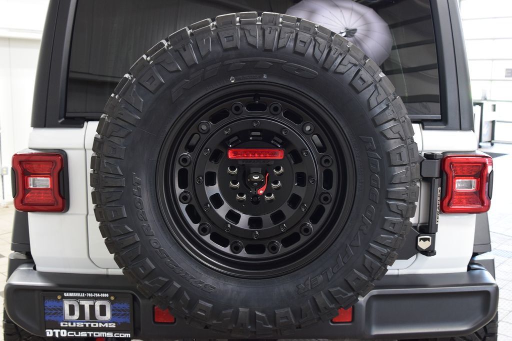 2025 Jeep Wrangler Rubicon - 22990403 - 24