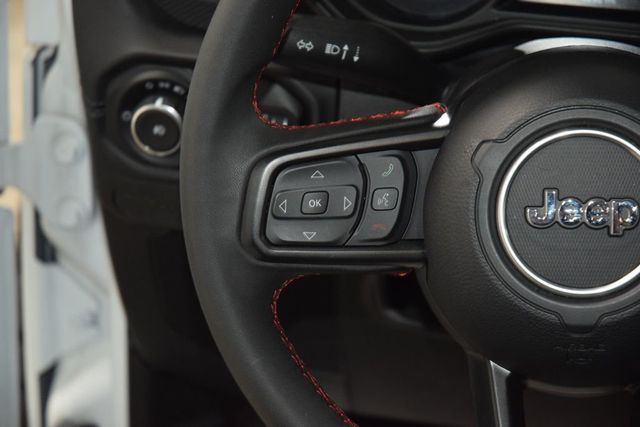 2025 Jeep Wrangler Rubicon - 22990403 - 35