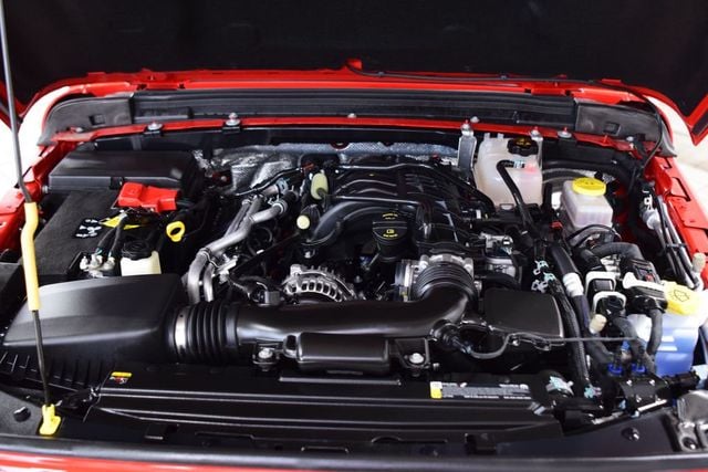 2025 Jeep Wrangler Rubicon - 22996921 - 28