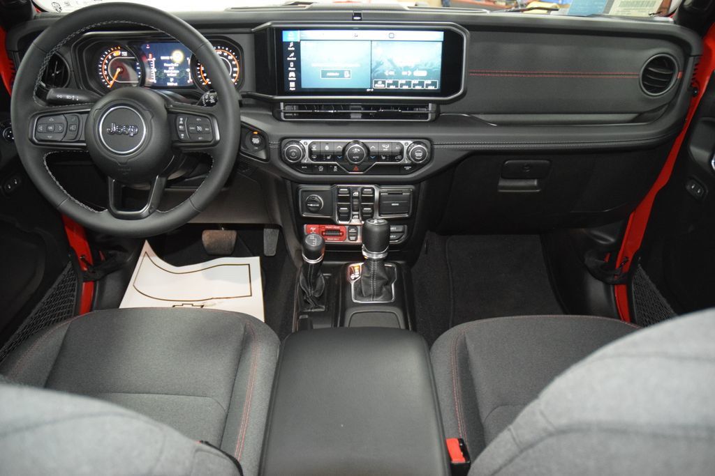 2025 Jeep Wrangler Rubicon - 22996921 - 29