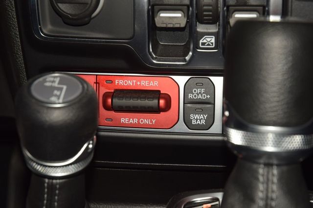 2025 Jeep Wrangler Rubicon - 22996921 - 32