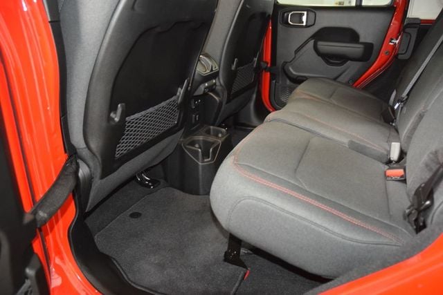 2025 Jeep Wrangler Rubicon - 22996921 - 40