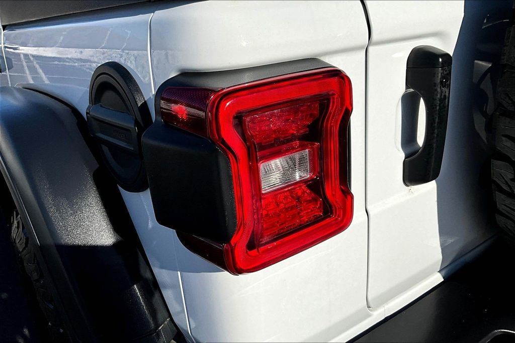 2025 Jeep Wrangler Rubicon - 23029414 - 8