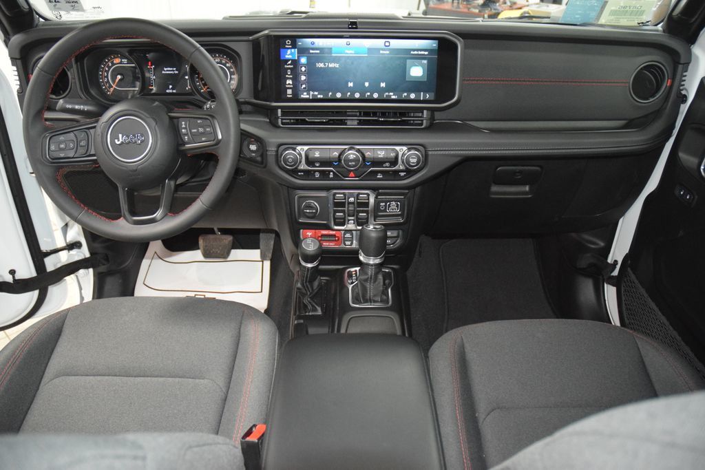 2025 Jeep Wrangler Rubicon - 23068981 - 29