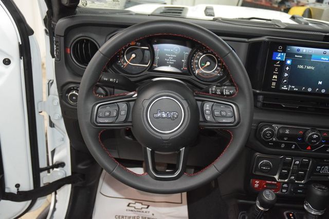 2025 Jeep Wrangler Rubicon - 23068981 - 34