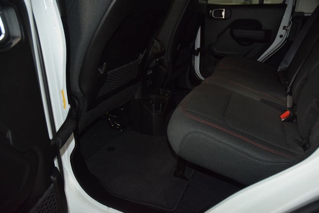 2025 Jeep Wrangler Rubicon - 23068981 - 39