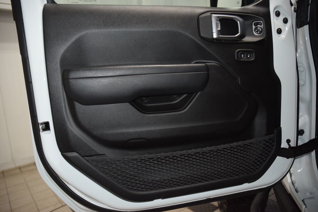 2025 Jeep Wrangler Rubicon - 23068981 - 41