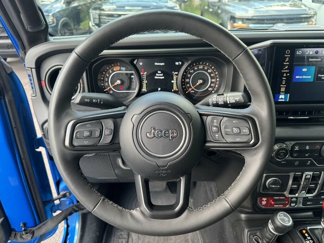 2025 Jeep Wrangler Rubicon 4 Door 4x4 - 23083452 - 4