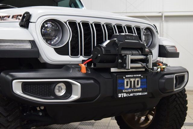 2025 Jeep Wrangler Sahara - 22934388 - 10