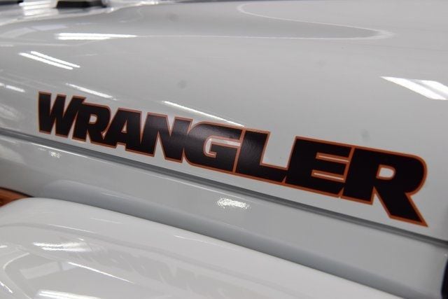 2025 Jeep Wrangler Sahara - 22934388 - 12