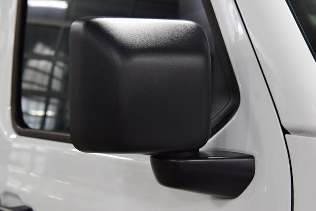 2025 Jeep Wrangler Sahara - 22934388 - 15