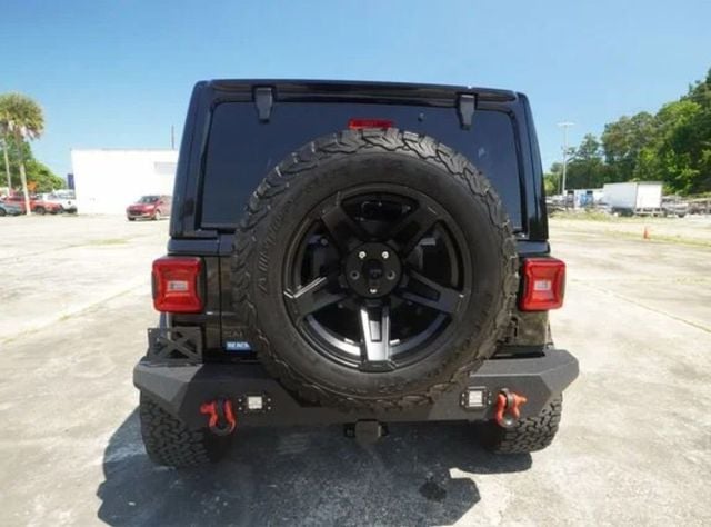 2025 Jeep Wrangler Sahara - 23048260 - 5