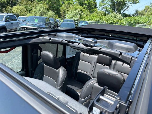 2025 Jeep Wrangler Sahara - 23061451 - 14