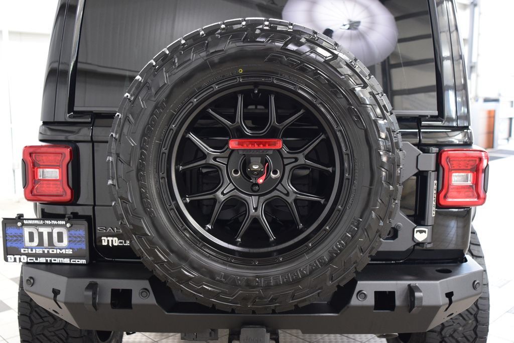 2025 Jeep Wrangler Sahara - 23061451 - 23
