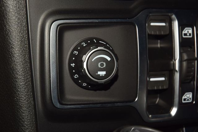 2025 Jeep Wrangler Sahara - 23061451 - 49
