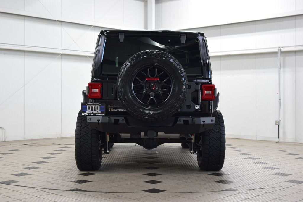 2025 Jeep Wrangler Sahara - 23061451 - 5