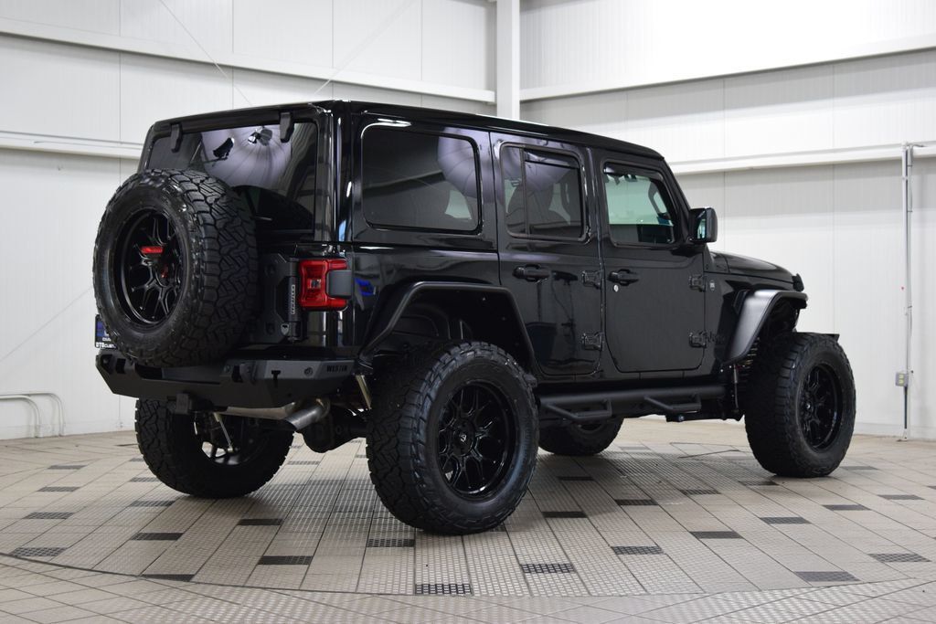 2025 Jeep Wrangler Sahara - 23061451 - 6