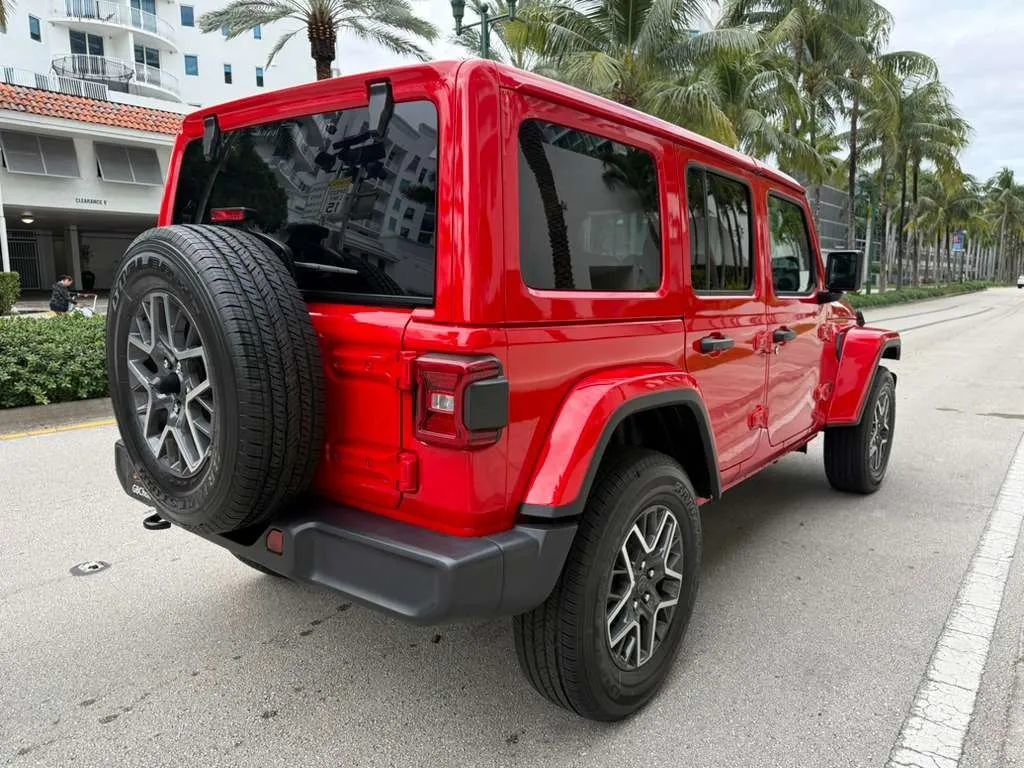 2025 Jeep Wrangler Sahara 4 Door 4x4 - 22952910 - 5