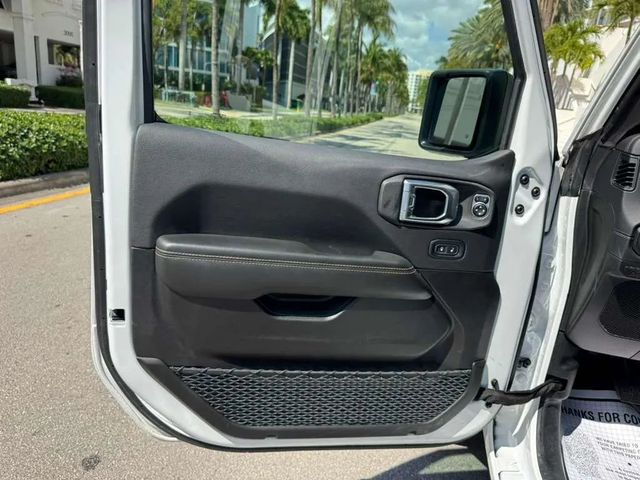 2025 Jeep Wrangler Sahara 4 Door 4x4 - 23004437 - 18