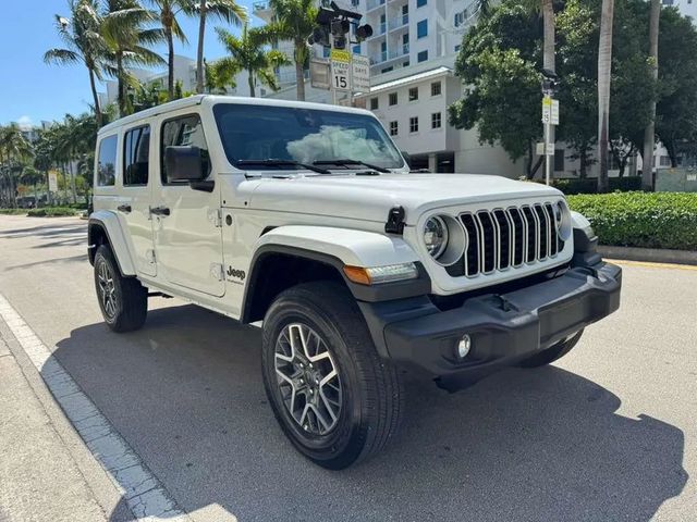 2025 Jeep Wrangler Sahara 4 Door 4x4 - 23004437 - 1