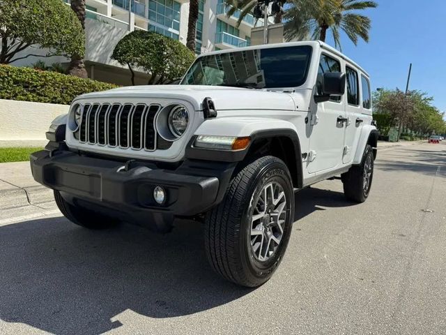 2025 Jeep Wrangler Sahara 4 Door 4x4 - 23004437 - 8