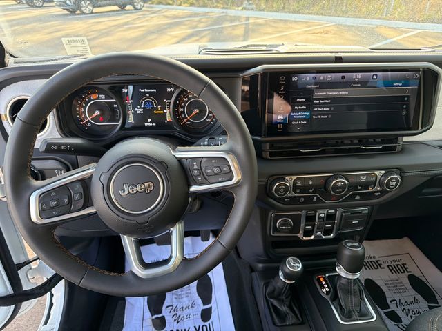 2025 Jeep Wrangler Sahara 4 Door 4x4 - 22988060 - 4