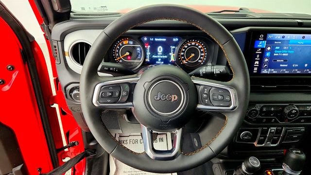 2025 Jeep Wrangler Sahara 4 Door 4x4 - 23012997 - 12