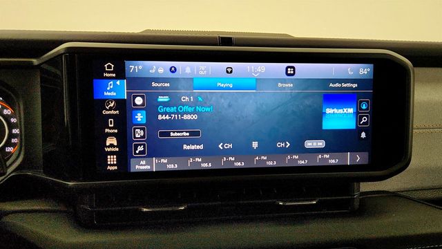 2025 Jeep Wrangler Sahara 4 Door 4x4 - 23012997 - 17