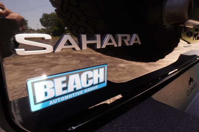 2025 Jeep Wrangler Sahara 4 Door 4x4 - 23034942 - 43