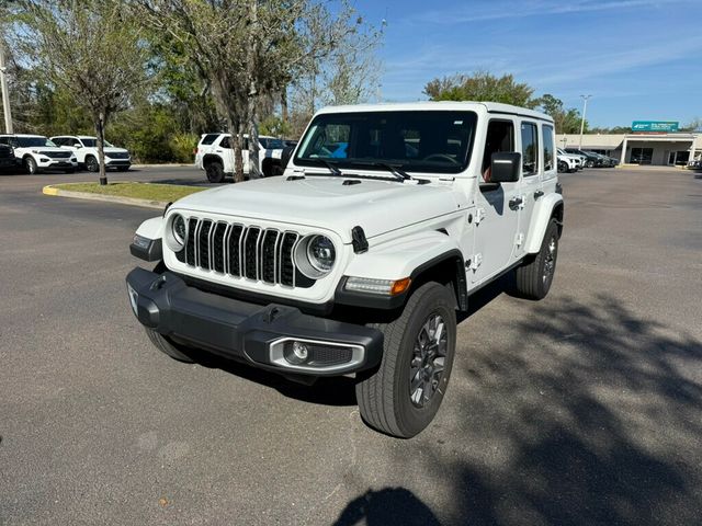 2025 Jeep Wrangler Sahara 4 Door 4x4 - 22991781 - 0
