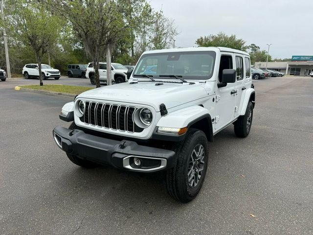 2025 Jeep Wrangler Sahara 4 Door 4x4 - 22999604 - 0