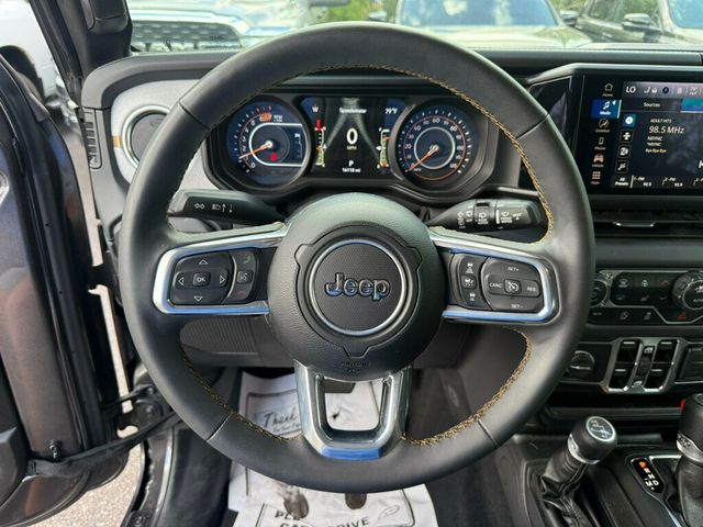 2025 Jeep Wrangler Sahara 4 Door 4x4 - 23005236 - 4