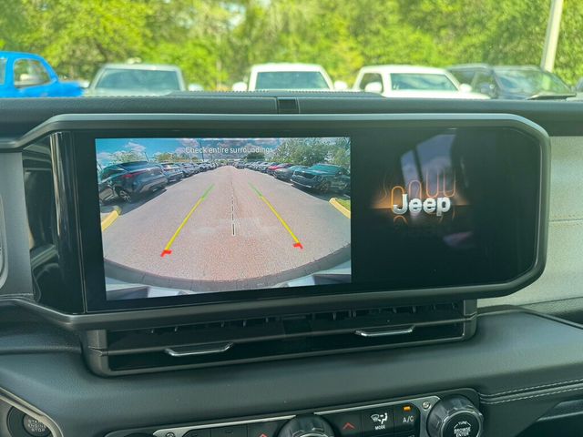 2025 Jeep Wrangler Sahara 4 Door 4x4 - 23038253 - 5