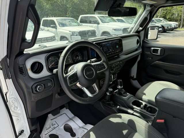 2025 Jeep Wrangler Sahara 4 Door 4x4 - 23047472 - 2