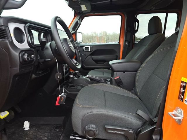 2025 Jeep Wrangler Sport - 22986653 - 20