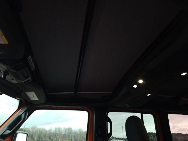 2025 Jeep Wrangler Sport - 22986653 - 26