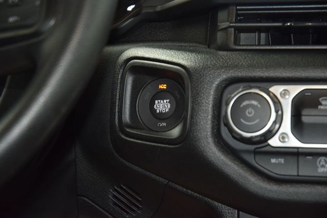 2025 Jeep Wrangler Sport - 22986653 - 31