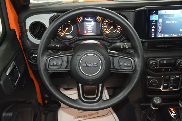 2025 Jeep Wrangler Sport - 22986653 - 32