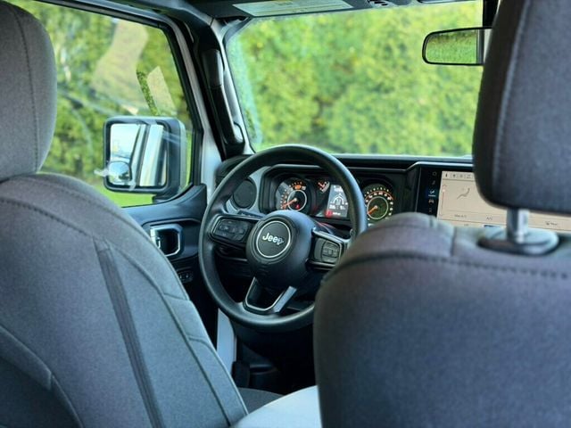 2025 Jeep Wrangler Sport 4 Door 4x4 - 23016078 - 18
