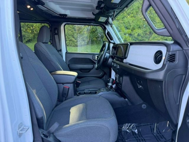 2025 Jeep Wrangler Sport 4 Door 4x4 - 23016078 - 20