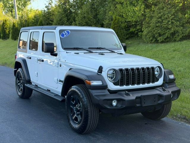 2025 Jeep Wrangler Sport 4 Door 4x4 - 23016078 - 8