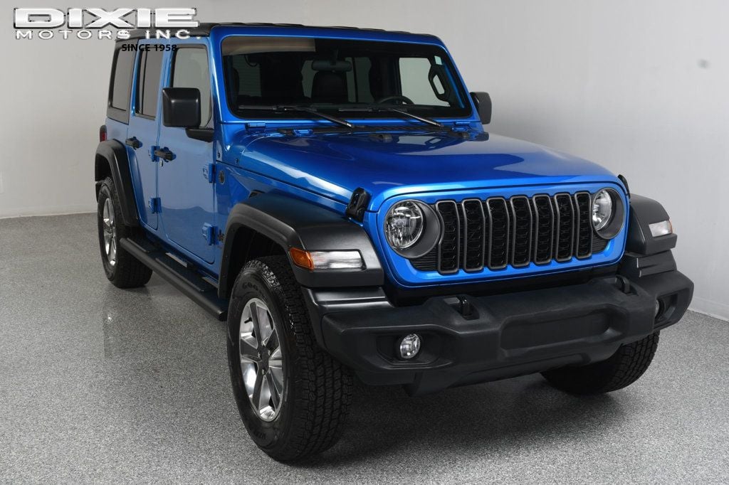 2025 Jeep Wrangler Sport 4 Door 4x4 - 23052501 | Video 1