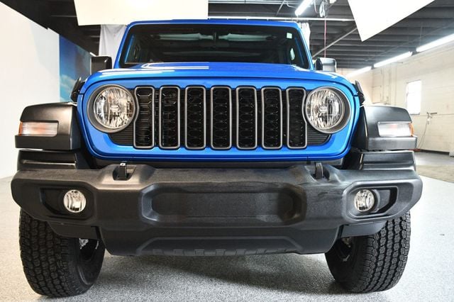 2025 Jeep Wrangler Sport 4 Door 4x4 - 23052501 - 10