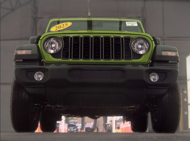 2025 Jeep Wrangler Sport S - 23047762 - 1